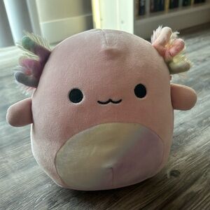 Archie Axolotl Squishmallow